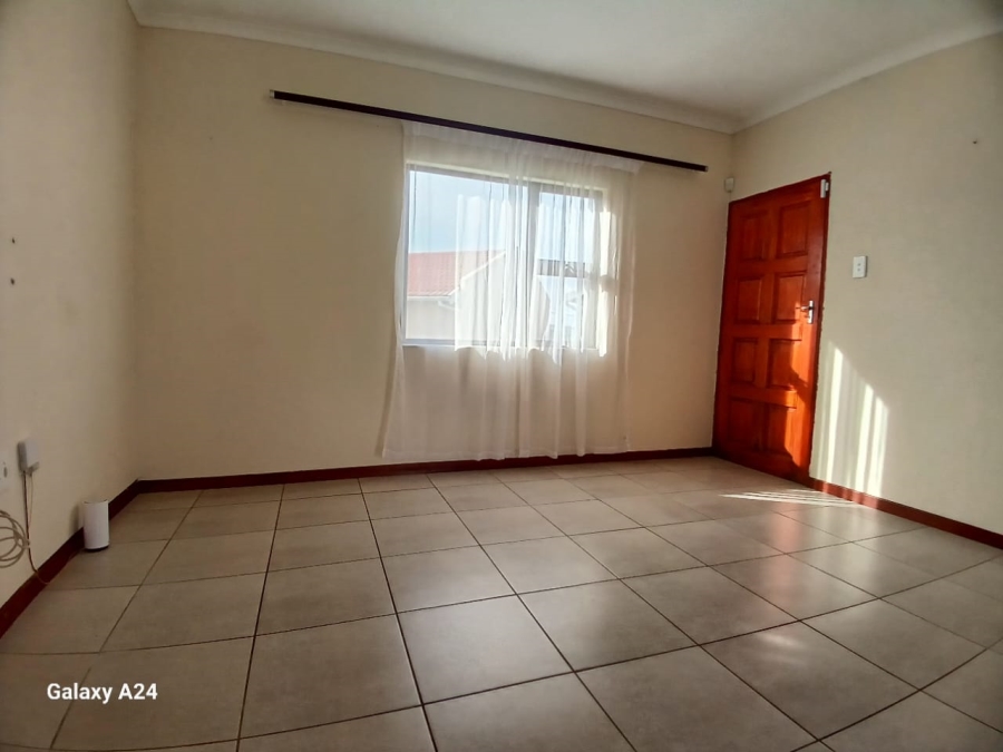2 Bedroom Property for Sale in Graceland Eastern Cape